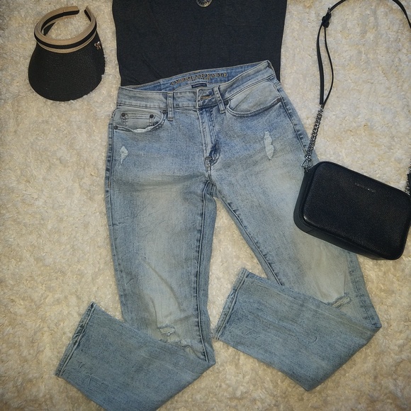 American eagle jeans. - Picture 3 of 8